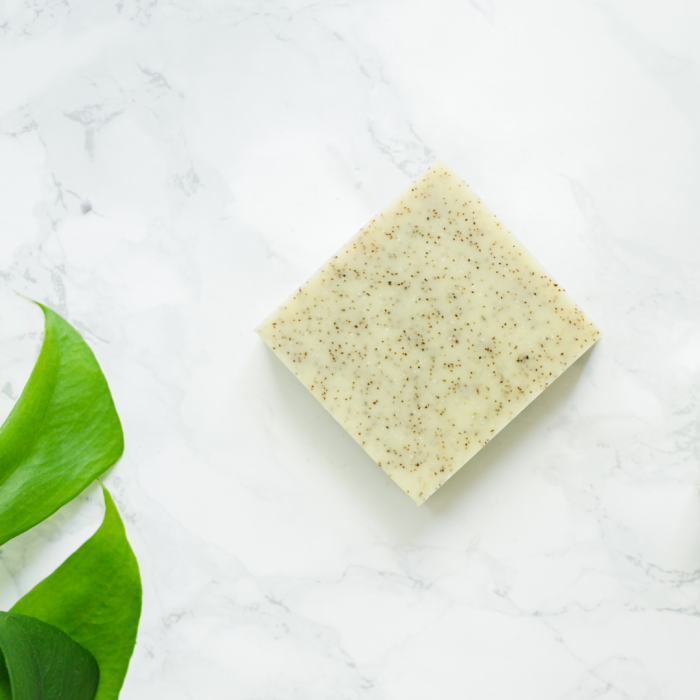 naturalne-mydło-peeling-brzoskwiniowy