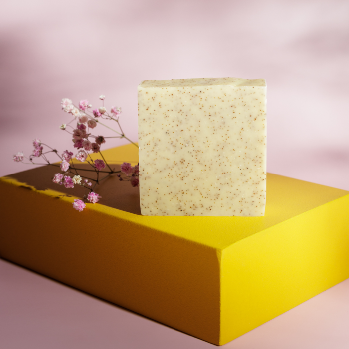 naturalne-mydło-peeling-brzoskwiniowy