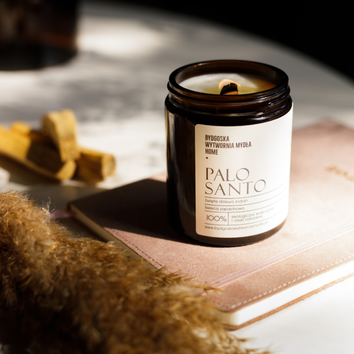 swieca-sojowa-palo-santo.png